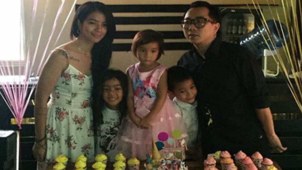 Rayakan Ultah Anak Bareng Mantan Suami Rayakan Ultah Anak Bareng Mantan Suami