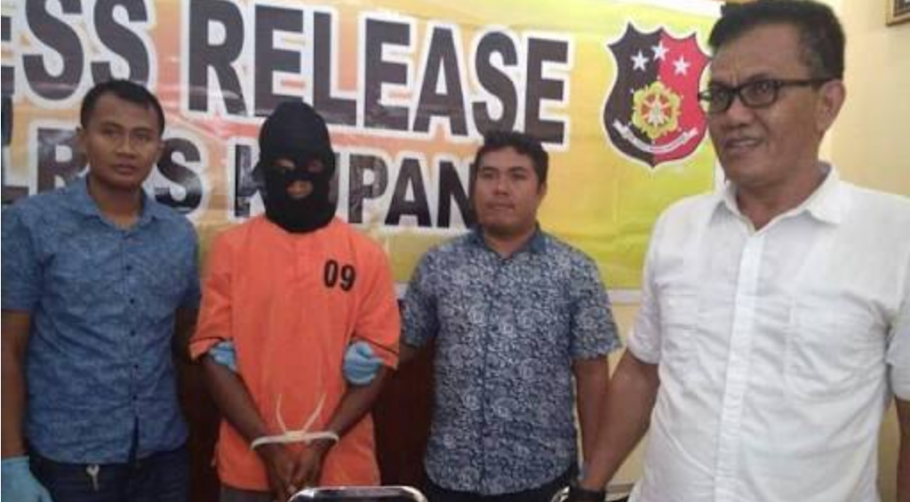 Polres Kupang Limpah Berkas Riko Tabun ke Kejari Oelamasi