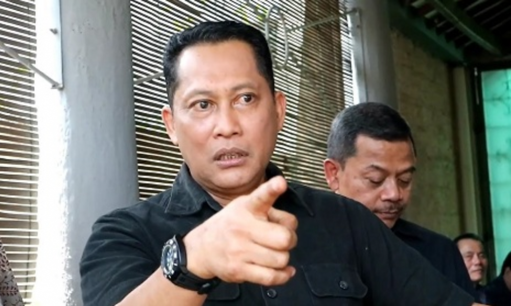 Buwas Resmi Pimpin Bulog