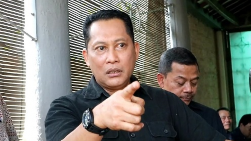 Buwas Resmi Pimpin Bulog