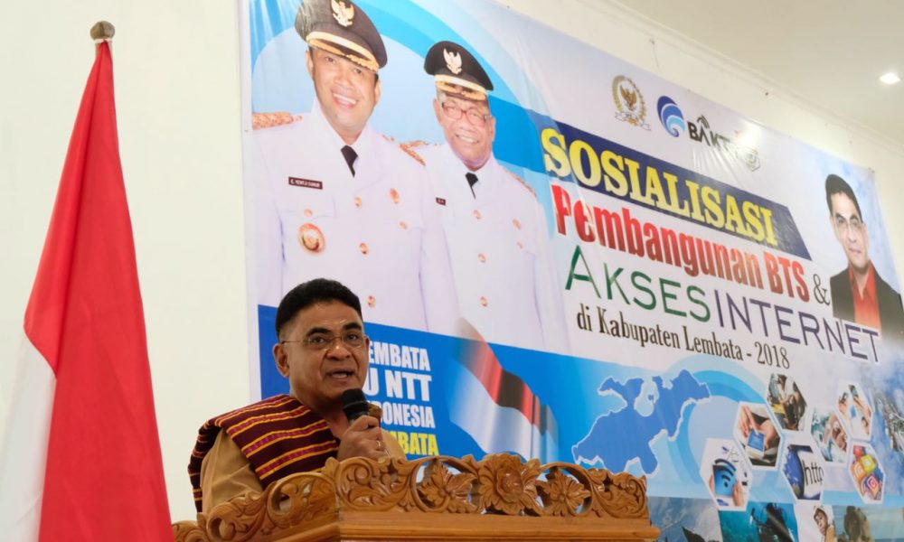 Andre Pareira Sosialisasi Pemasangan BTS dan Internet di Lembata Andre Pareira Sosialisasi Pemasangan BTS dan Internet di Lembata