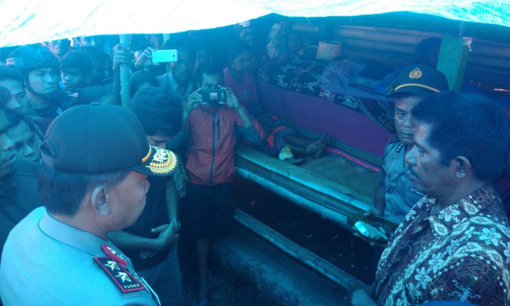 Kapolda NTT Datangi Rumah Duka Korban Marosi