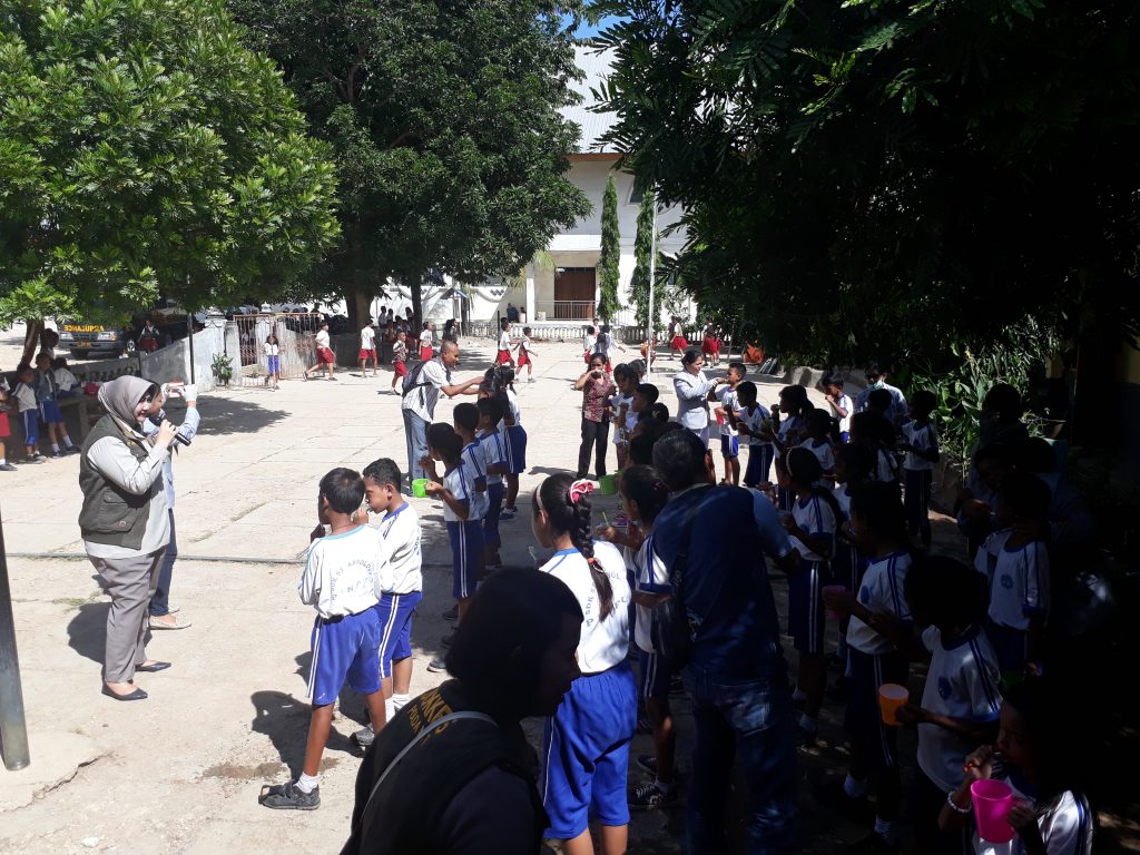 Biddokes Polda NTT Peduli Kesehatan Pelajar SD