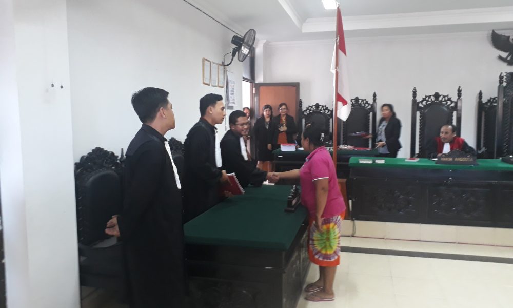 Ranti Kore Jalani Sidang Perdana di Pengadilan Tipikor