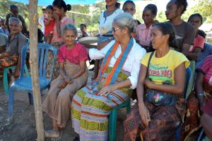 Mama Emi: Perempuan Jangan Jadi TKI Ilegal