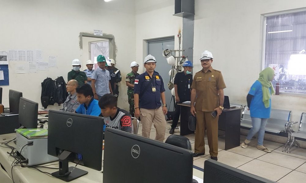 Operasi Gabungan, Timpora Periksa 55 TKA di PLTU Bolok Operasi Gabungan, Timpora Periksa 55 TKA di PLTU Bolok