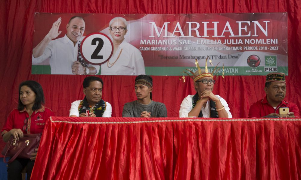 Dampingi Kampanye Mama Emi, Putra Marianus Ingin Marhaen Menang Dampingi Kampanye Mama Emi, Putra Marianus Ingin Marhaen Menang