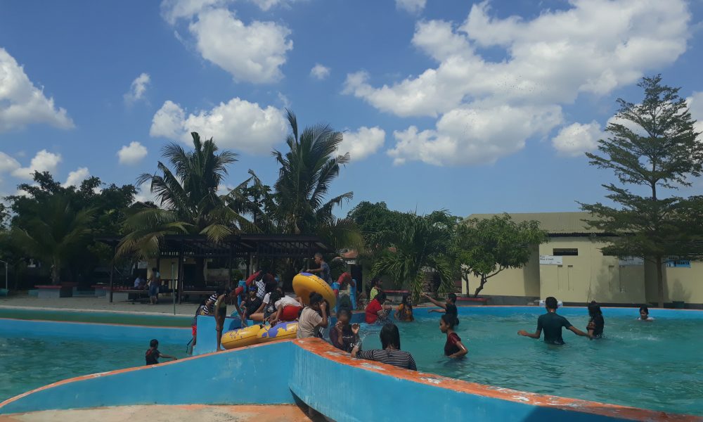 Isi Liburan, Anak-anak Rumah Musik Siloam Serbu Waterpark