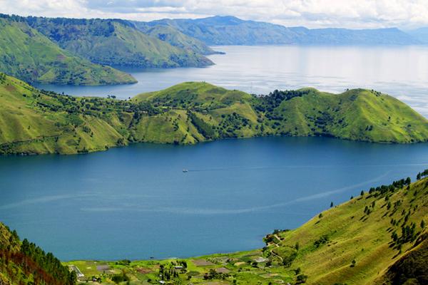 Terkuak Fakta Baru, Kedalaman Danau Toba Capai 1600 Meter