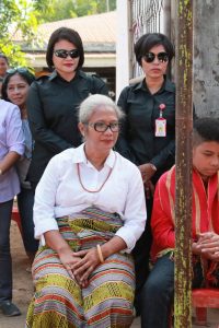 Tak Didampingi Marianus, Emi Nomleni Mengaku Rindu
