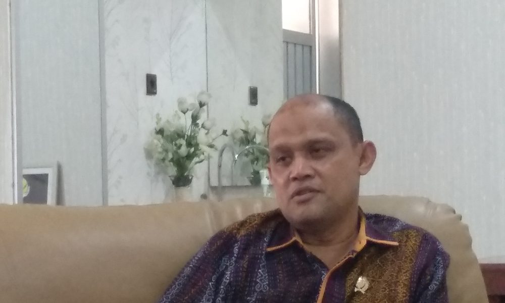 DPRD NTT Minta Pemerintah Kendalikan Harga Sembako Jelang Lebaran DPRD NTT Minta Pemerintah Kendalikan Harga Sembako Jelang Lebaran