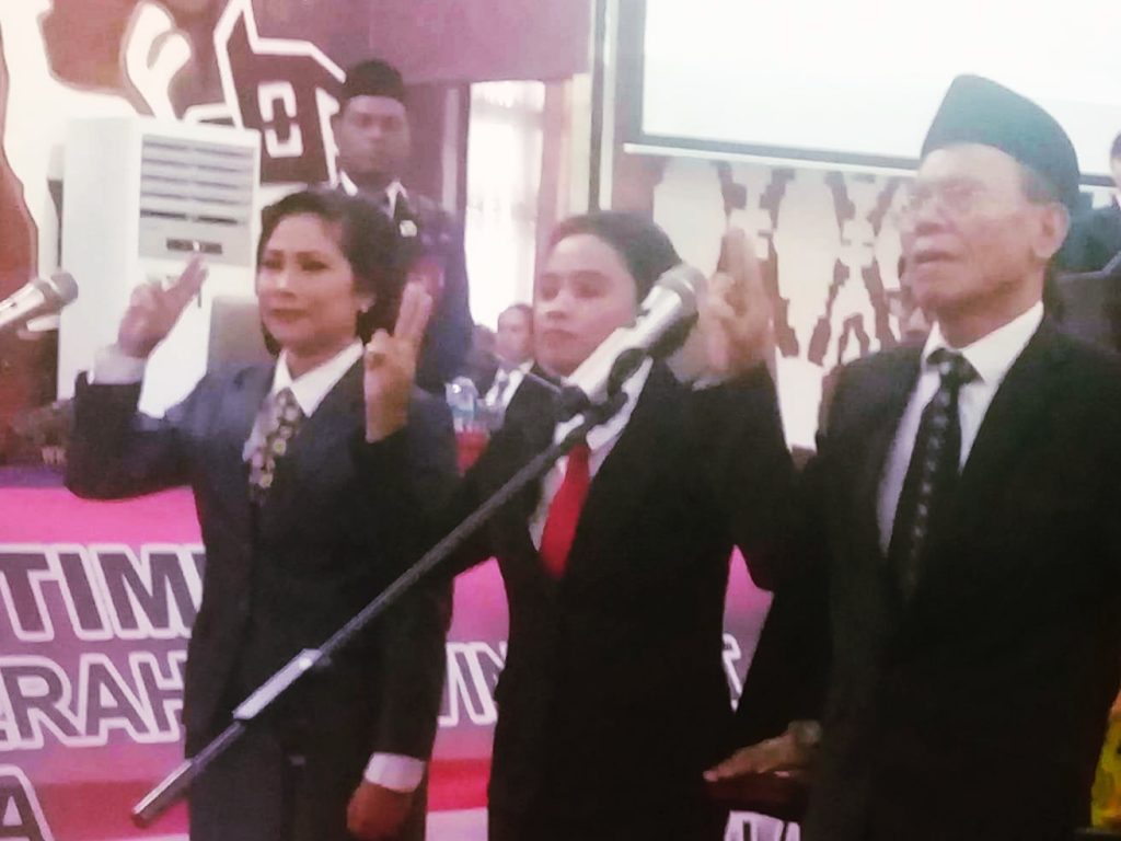 Tiga Anggota DPRD NTT Antarwaktu Dilantik