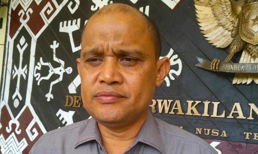 Pelantikan Wakil Ketua DPRD NTT Sebelum Akhir Masa Jabatan Gubernur Pelantikan Wakil Ketua DPRD NTT Sebelum Akhir Masa Jabatan Gubernur