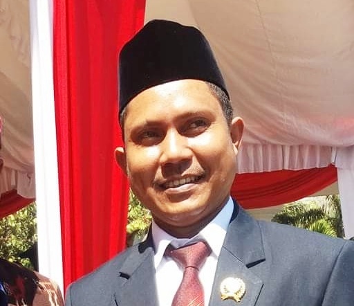 DPRD NTT Tetapkan Yunus Takandewa Gantikan Posisi Nelson Matara DPRD NTT Tetapkan Yunus Takandewa Gantikan Posisi Nelson Matara
