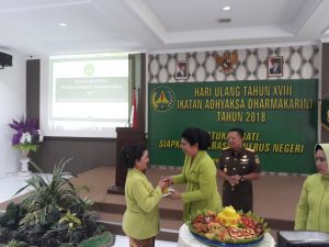 Meriah, HUT XVIII IAD di Kejati NTT