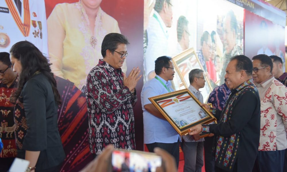 Bank Indonesia Terima Penghargaan Gubernur NTT