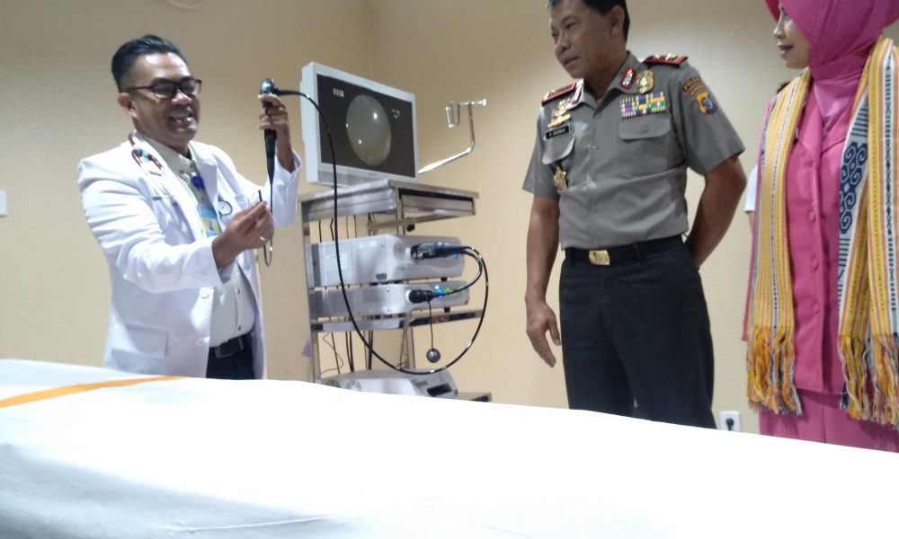Kapolda NTT Harapkan RSB Titus Uly Kupang Terus Berbenah Kapolda NTT Harapkan RSB Titus Uly Kupang Terus Berbenah