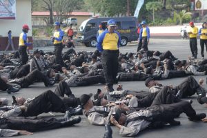188 Siswa SPN Polda NTT Jalani Tradisi Lemdik