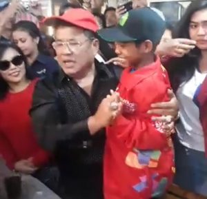 Joni dan Hotman Paris Bertemu di Kopi Joni, Beri Hadiah Rp 50 Juta