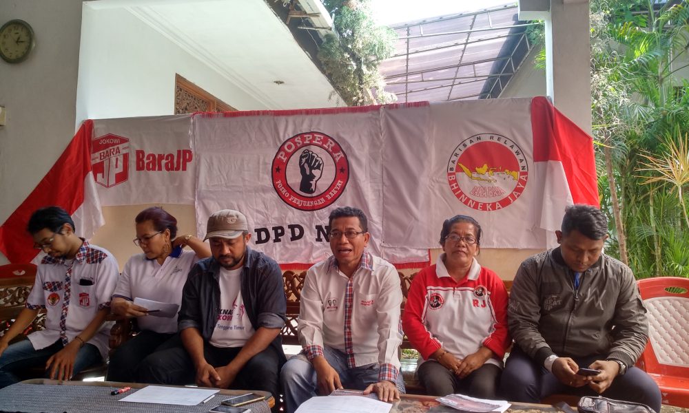 Sekber Jokowi NTT Deklarasi Dukung Jokowi-Ma'ruf Sekber Jokowi NTT Deklarasi Dukung Jokowi-Ma'ruf