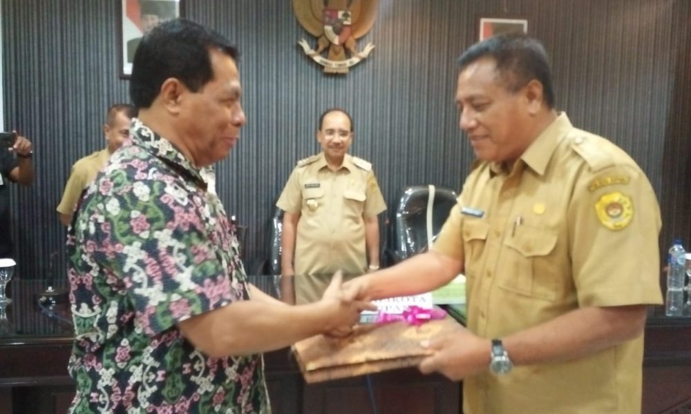 Tom Plh Sekda, Eli Plt Asisten II, Noce Plt Kaban Kesbangpol