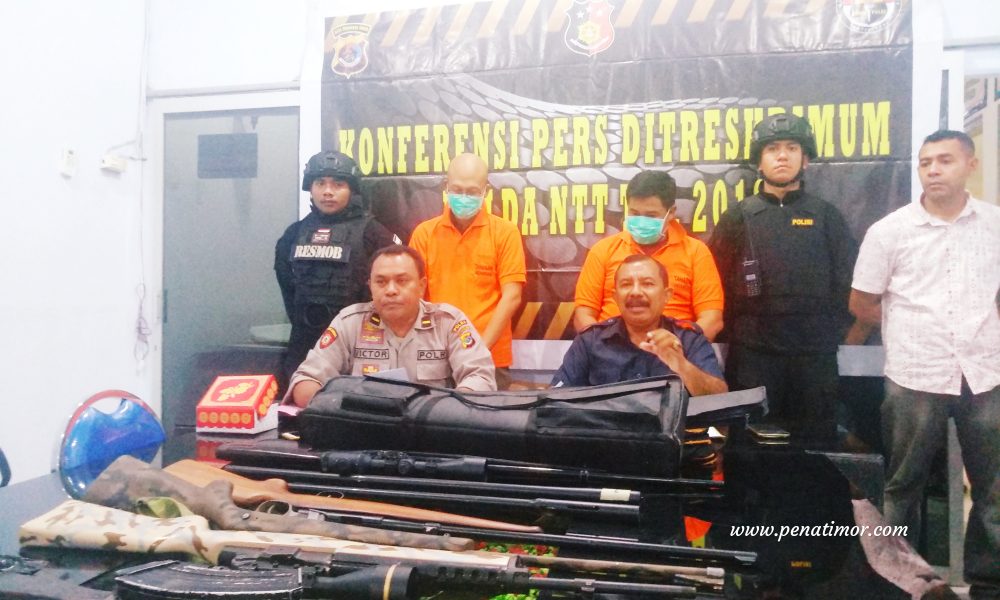 Polda Serahkan Tersangka Kepemilikan Senpi Ilegal ke Kejaksaan