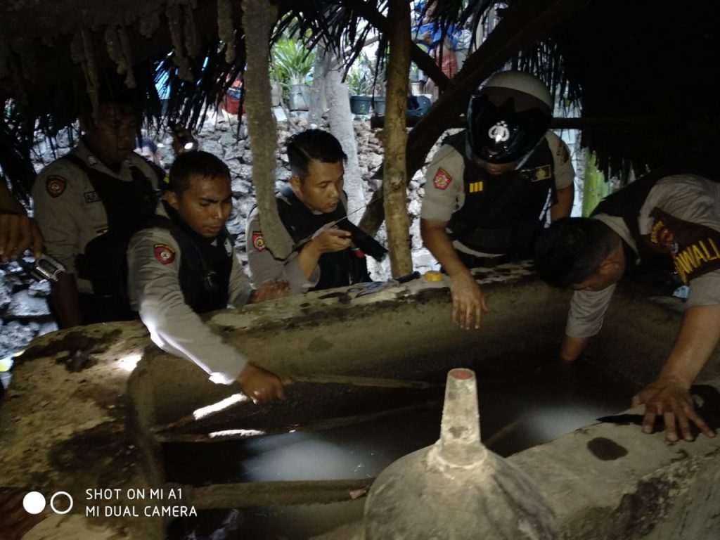 Gerebek Miras di Sikumana, Polisi Amankan 6 Penjual