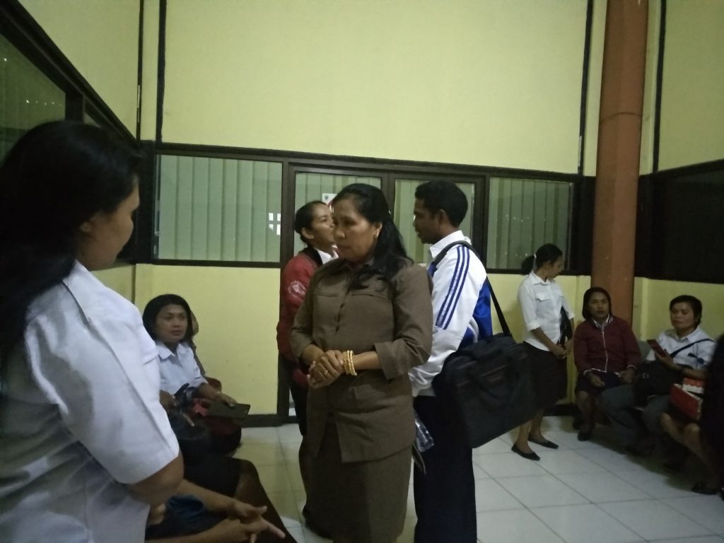 Komisi V Komitmen Perjuangkan Nasib Guru Honorer 