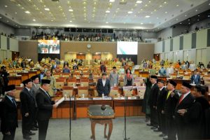 Ima Blegur Resmi Anggota DPR RI