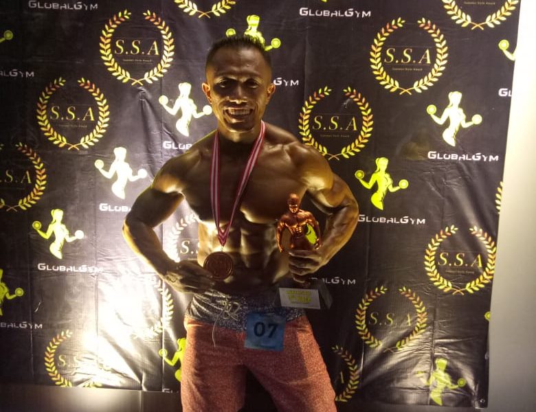 Bripka Daniel Ndoen Juara III Lomba Binaraga Internasional di Bali