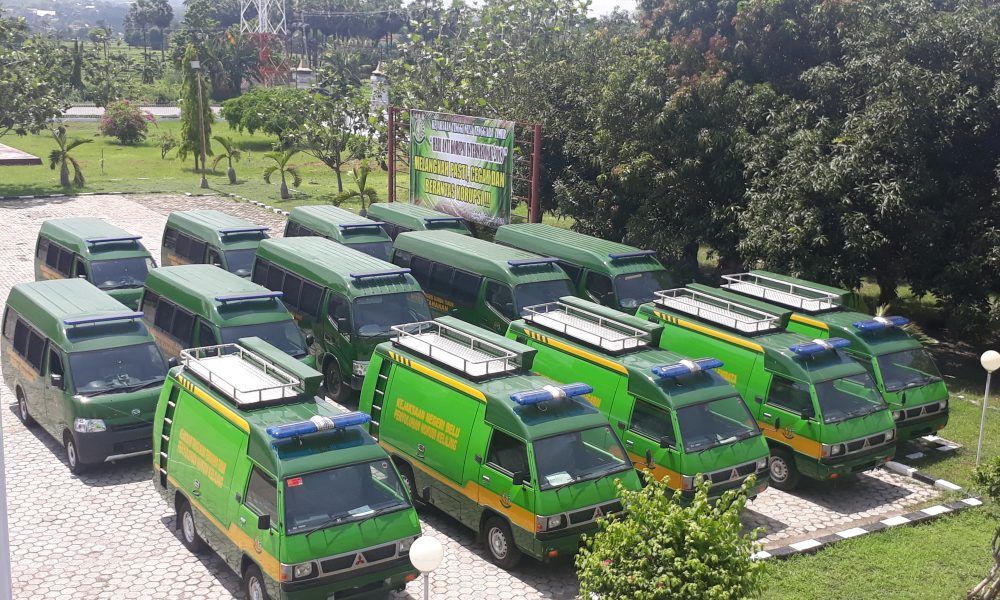 Kejati NTT Dapat 14 Mobil Tahanan dan Penyuluhan