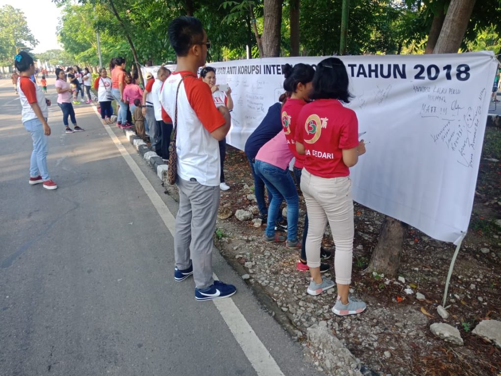Kejati NTT Ajak Pengunjung CFD Berantas Korupsi