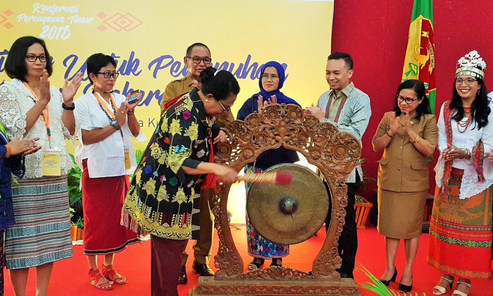Menteri Yohana Yambise Buka Konferensi Perempuan Timur 2018 di NTT