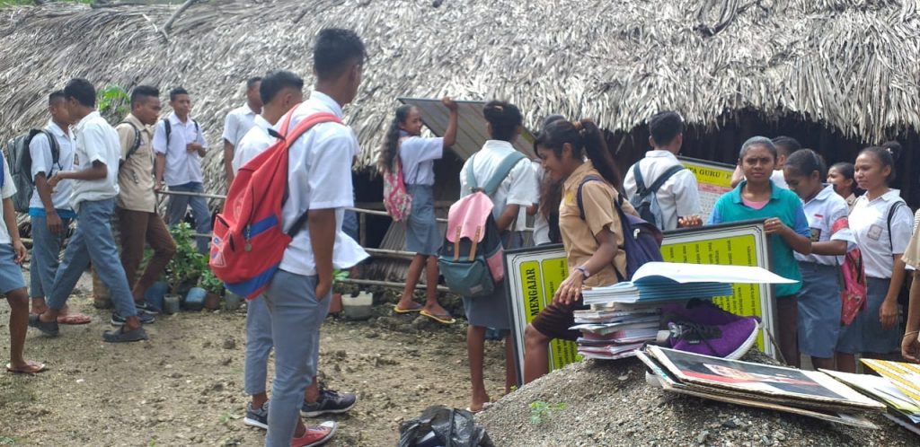 Dihantam Angin Kencang, Bangunan SMAN 3 Takari Roboh