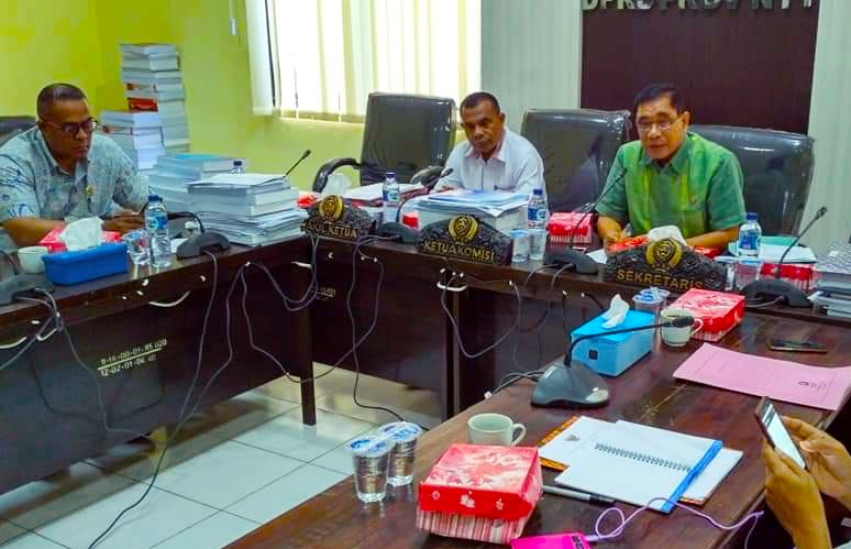 Rekening Nasabah Sering Dibobol, Tidak Aman Simpan Uang di Bank NTT