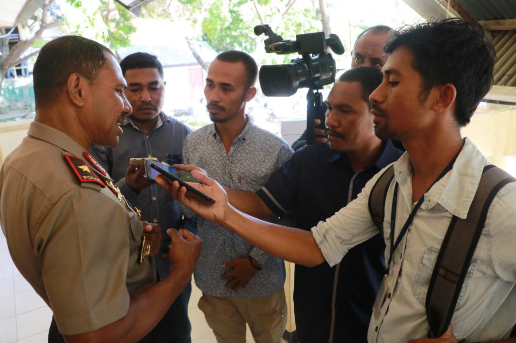 Alumni SMAN 1 Kupang Gelar Lomba Karya Tulis Ilmiah