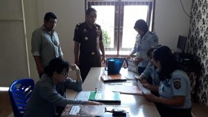 Anny Kapioru, Terpidana Korupsi Proyek Jembatan Nuataus Dijebloskan ke Lapas