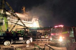 KM. Awu Terbakar di Pelabuhan Tanjung Mas Semarang
