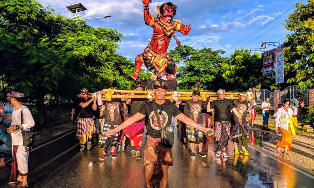 Meriah, Pawai Ogoh-ogoh di Kupang