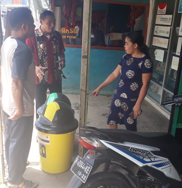 Patuhi Instruksi Wali Kota Kupang, Tempat Usaha Siapkan Bak Sampah