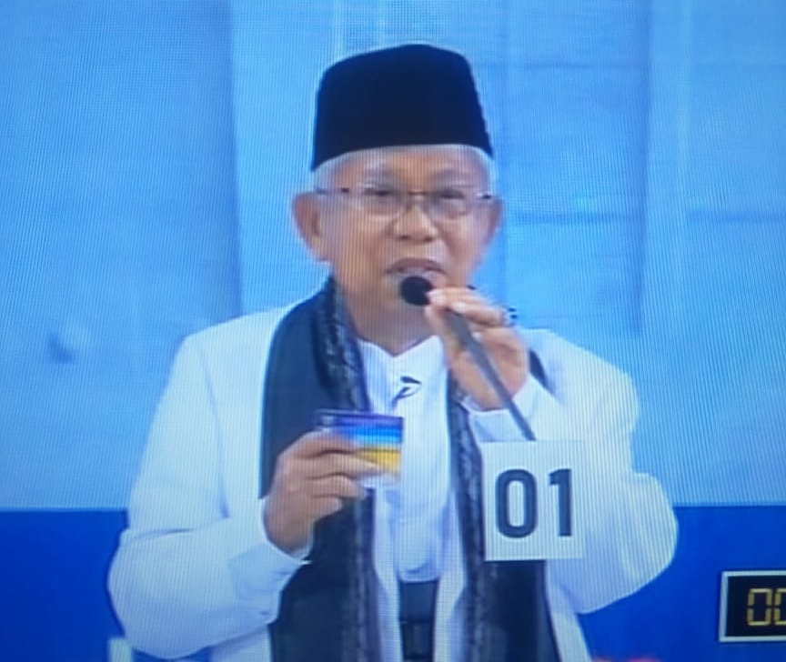 Maruf Amin Tampil Menyatu dengan Jokowi; Sandi Tampil Sendiri