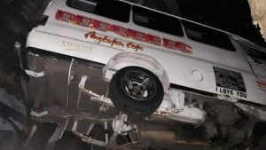 Sopir Mabuk, Tabrak 3 Motor, “Republic” Terjungkal di Sikumana