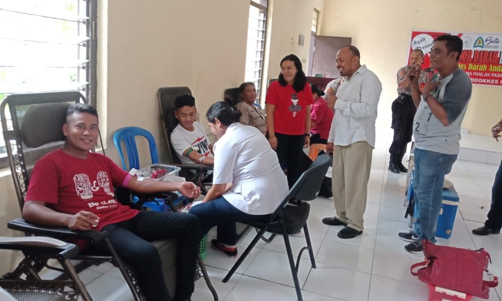 Peduli Sesama, Pemuda GMIT Gelar Donor Darah