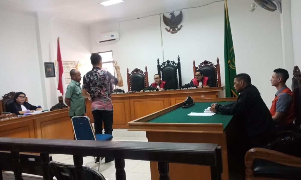 Pakai Ganja Bersama, Dion Porsiana Ungkap Peran Niko Whitford Pakai Ganja Bersama, Dion Porsiana Ungkap Peran Niko Whitford