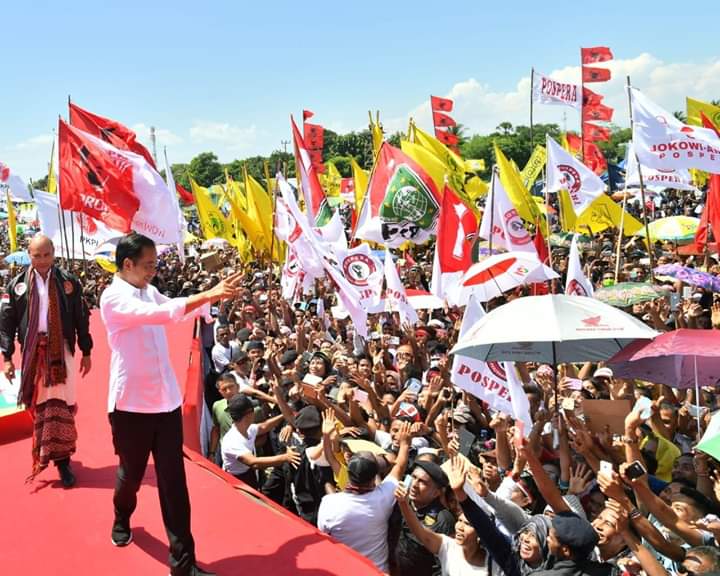 Yakin Menang Besar, Jokowi Janji Datang Lagi ke NTT