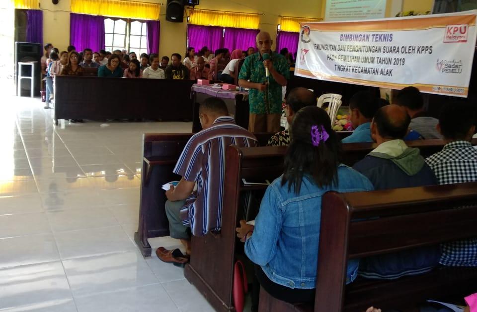 Jelang Pemilu 2019, 68 Anggota KPPS Kelurahan Batuplat Ikut Bimtek