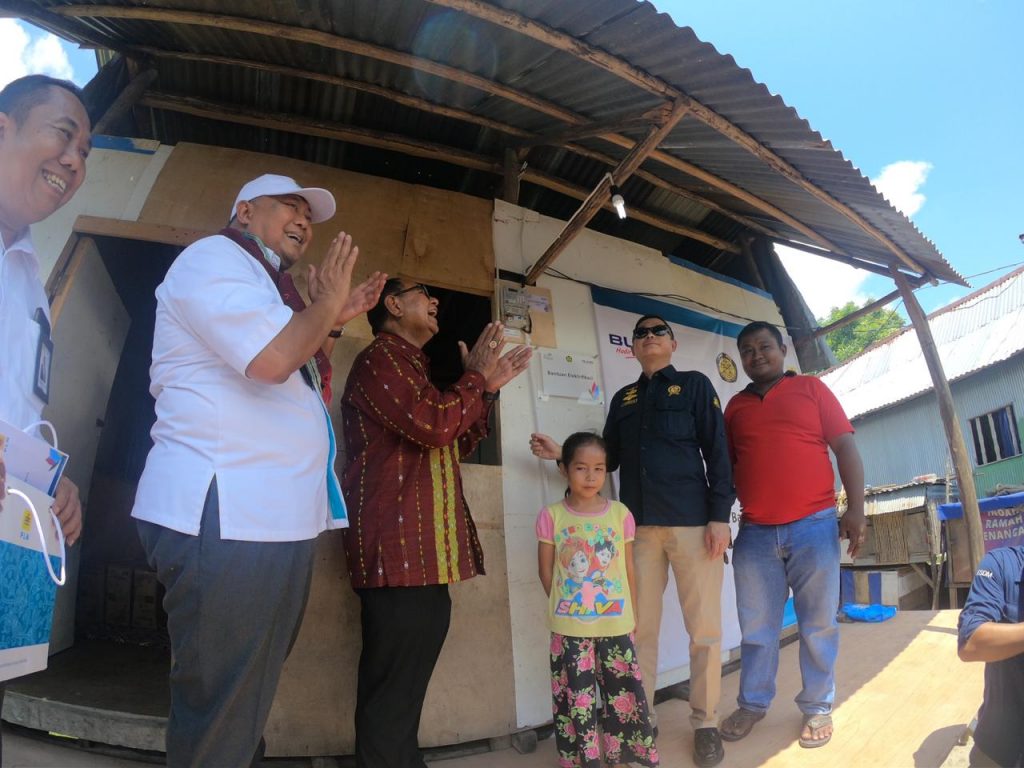 11.000 KK Tidak Mampu di NTT Dapat Bantuan Sambung Listrik Gratis