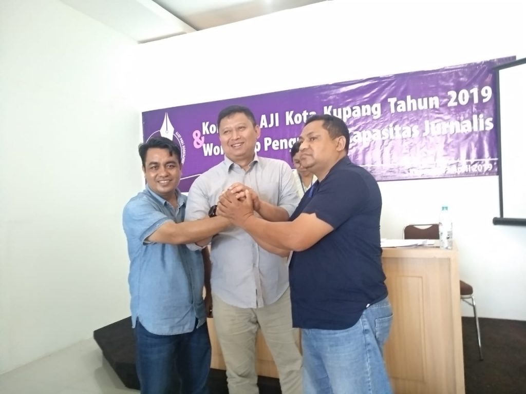Marthen Bana - Imanuel Lodja Pimpin AJI Kupang