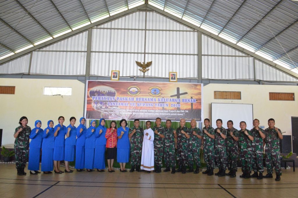 Danlantamal VII Kupang Gelar Perayaan Paskah Bersama Prajurit