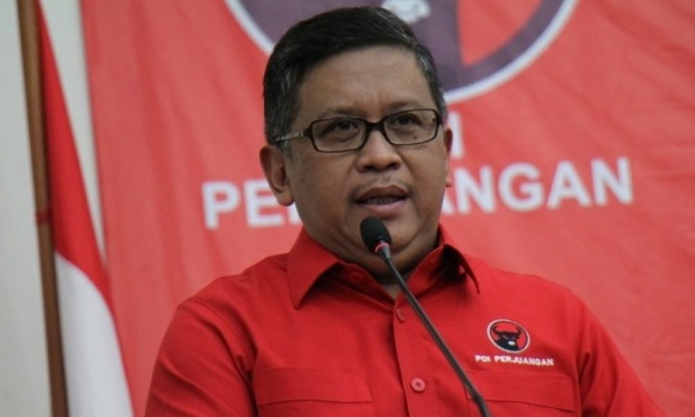 Hasto Paparkan Keberpihakan Jokowi Saat Berkampanye di Maumere